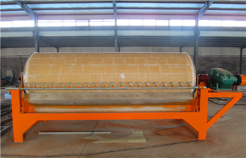 湿式磁选机，安徽半逆流湿式磁选机_安徽半逆流湿式磁选机价格好，参数及磁场强度