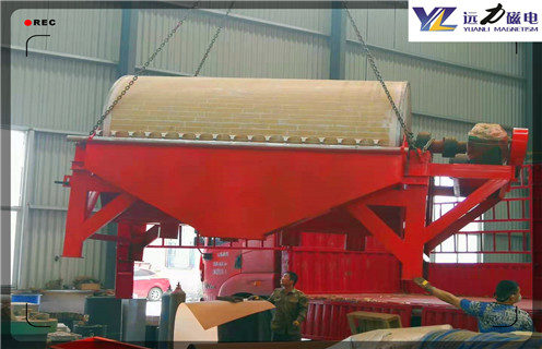 强磁滚筒磁选机，陕西强磁滚筒磁选机_小型河沙磁选机_水洗陕西强磁滚筒磁选机价格