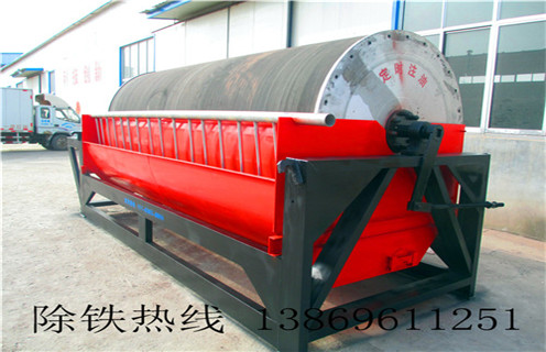 干选铁矿磁选机，西藏干选铁矿磁选机_西藏干选铁矿磁选机发展工作视频皮带及结构价格